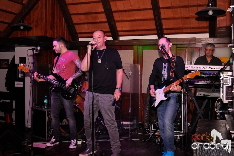 Concert Proconsul în Queen's, Queen's Music Pub