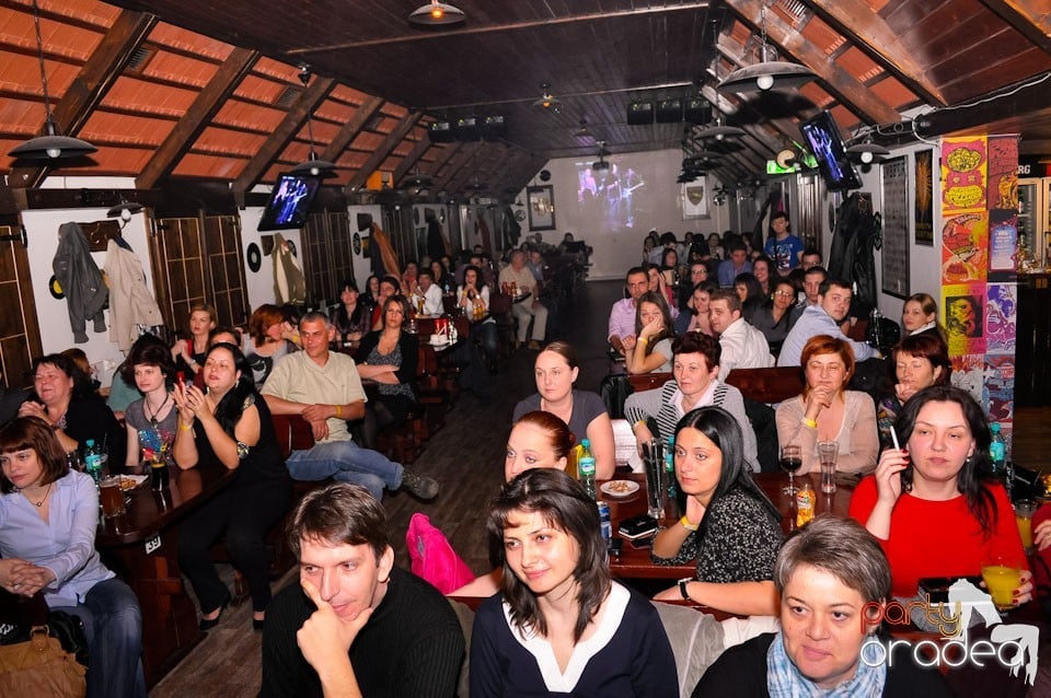 Concert Proconsul în Queen's, Queen's Music Pub