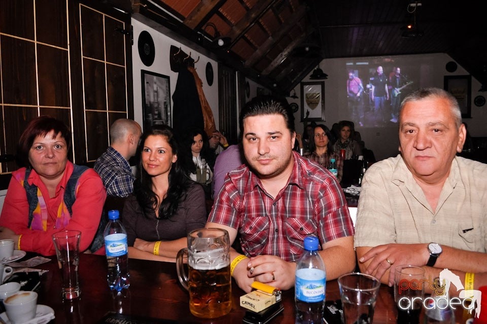 Concert Proconsul în Queen's, Queen's Music Pub