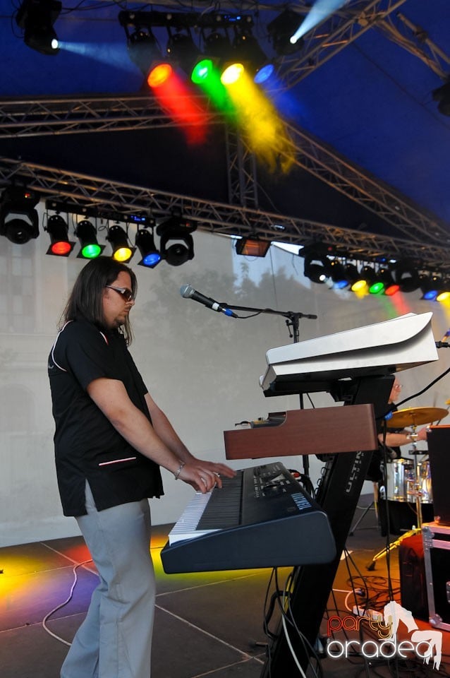 Concert Red Wine,
