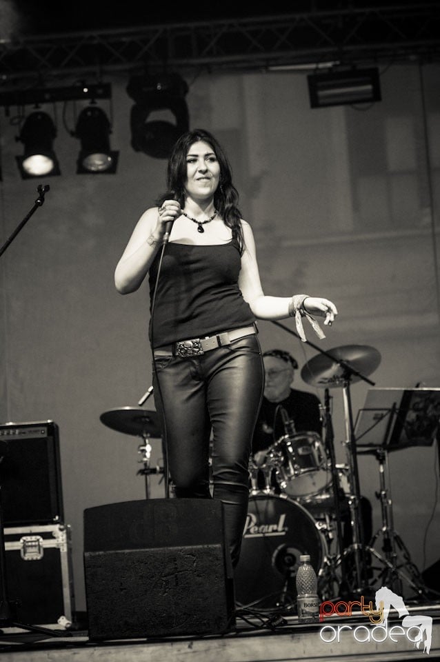 Concert Red Wine,