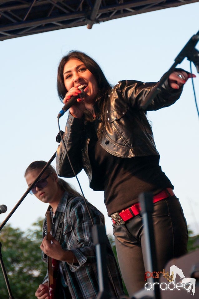 Concert Red Wine,