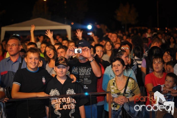 Concert Taxi, Lotus Center