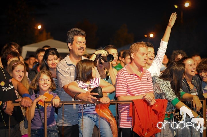 Concert Taxi, Lotus Center