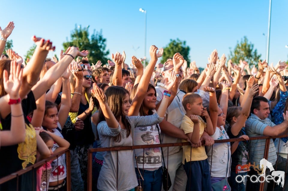 Concert Vama, Lotus Center