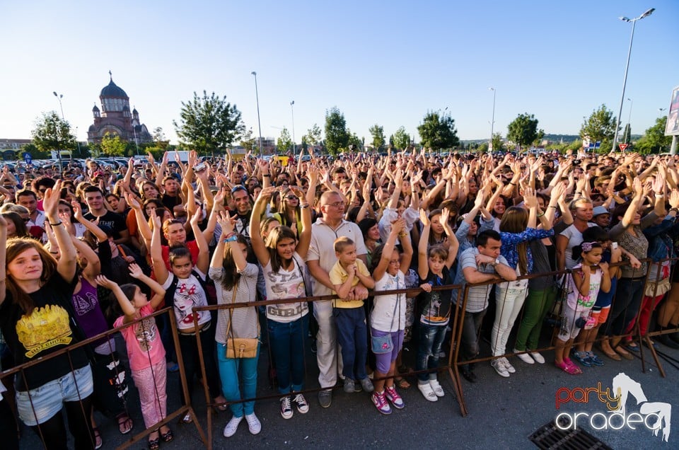 Concert Vama, Lotus Center