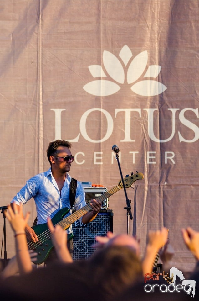 Concert Vama, Lotus Center