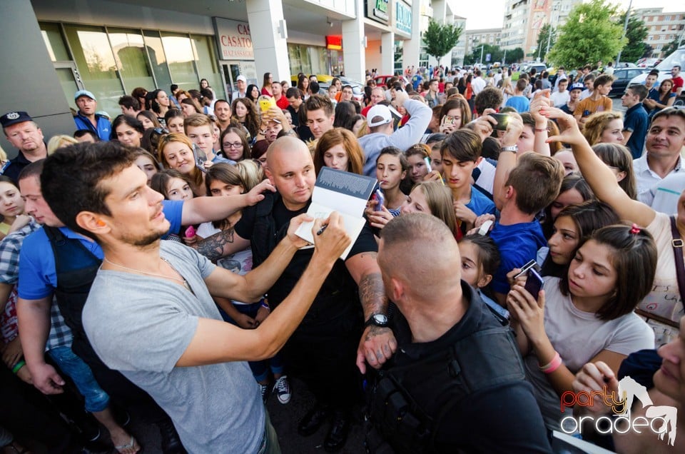 Concert Vama, Lotus Center