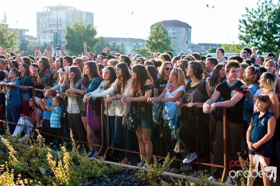 Concert Vama, Lotus Center