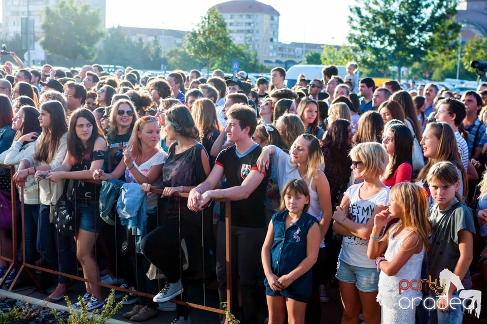 Concert Vama, Lotus Center