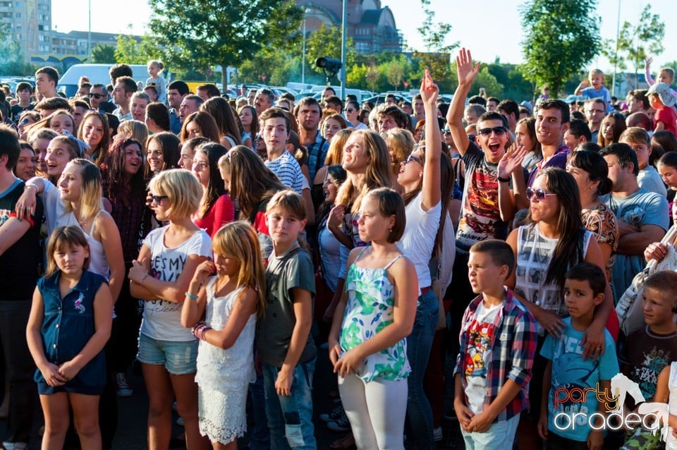 Concert Vama, Lotus Center