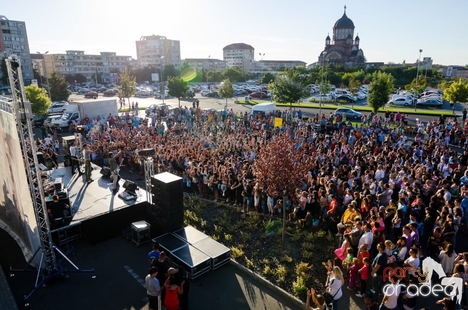 Concert Vama, Lotus Center