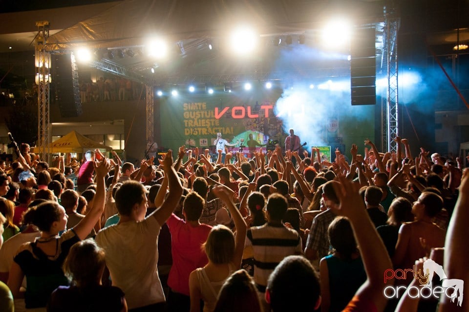 Concert Voltaj în Lotus Center, Lotus Center