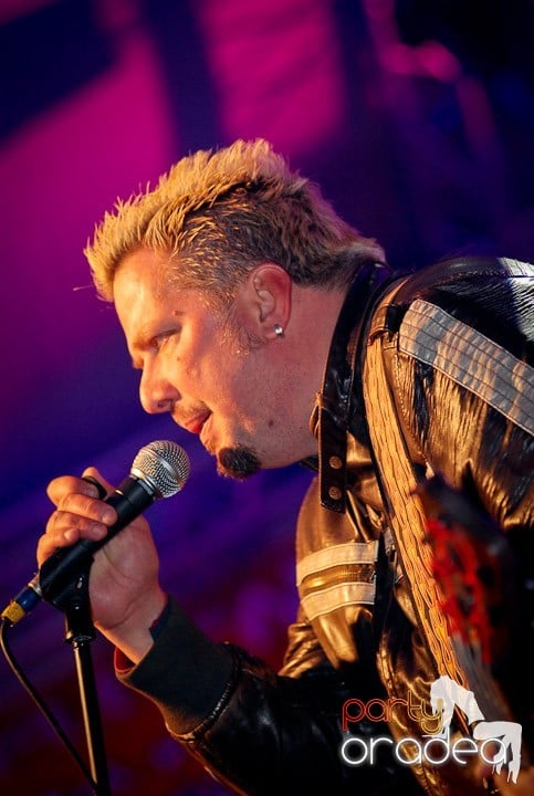 Concert Voltaj, Lotus Center