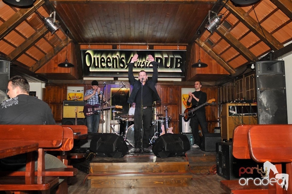 Concert Zen Garden în Queen's, Queen's Music Pub