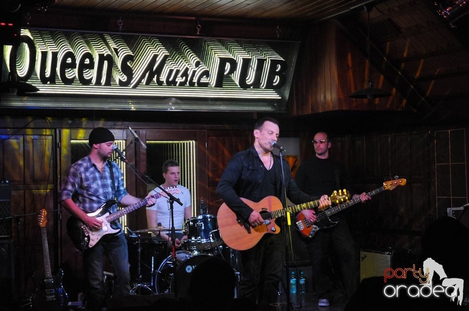 Concert Zen Garden în Queen's, Queen's Music Pub