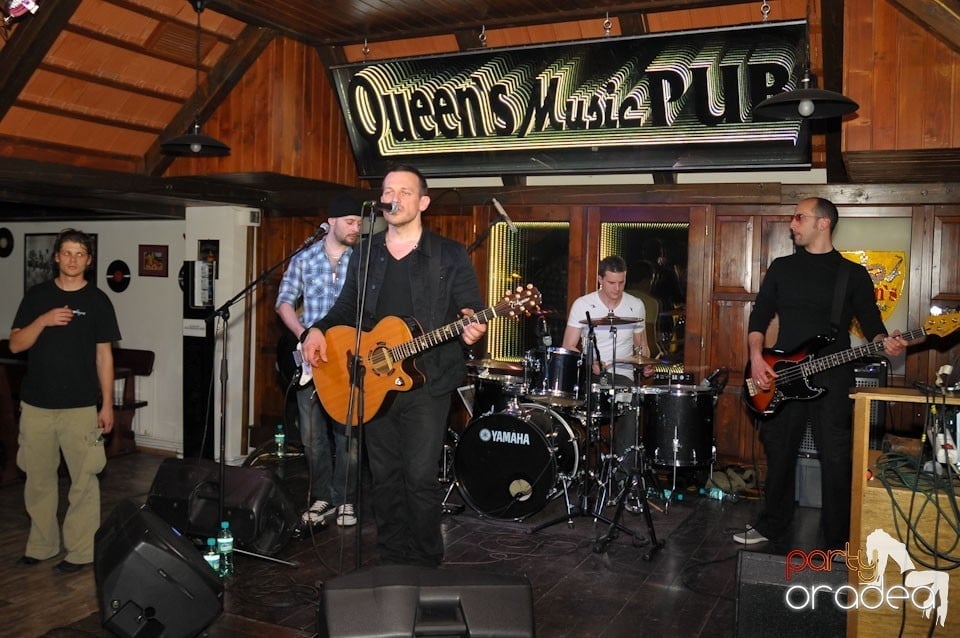 Concert Zen Garden în Queen's, Queen's Music Pub