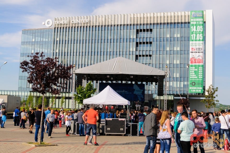 Concertul Referendumului, Lotus Center