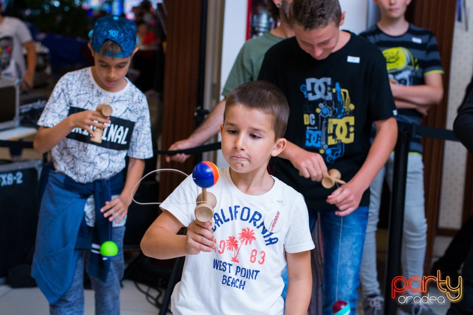 Concurs Kendama, Lotus Center