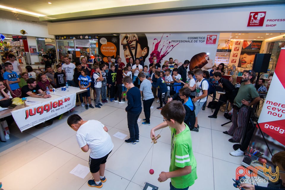 Concurs Kendama, Lotus Center