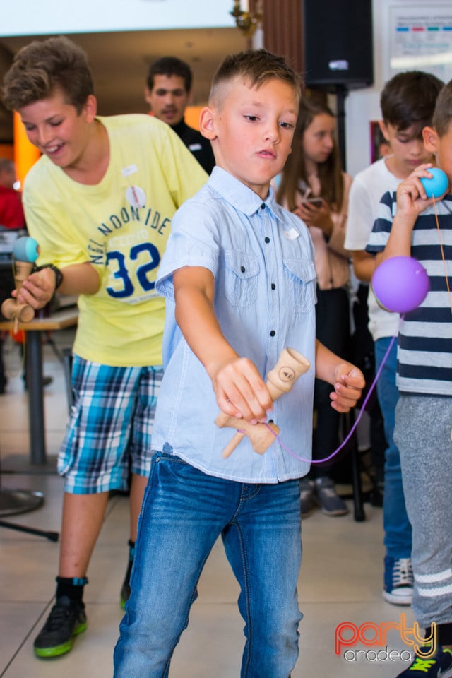 Concurs Kendama, Lotus Center