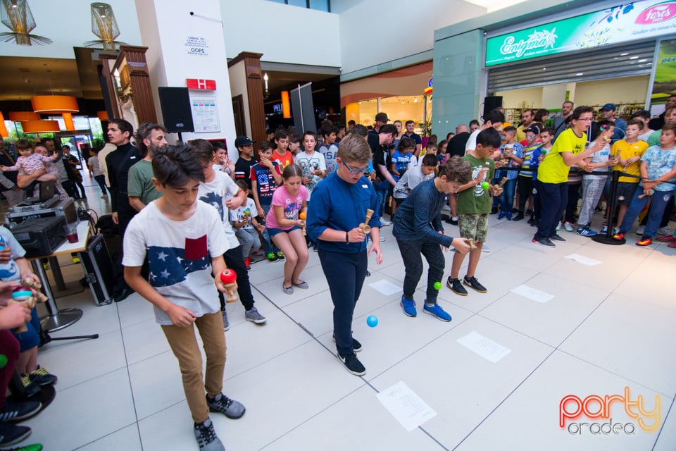 Concurs Kendama, Lotus Center