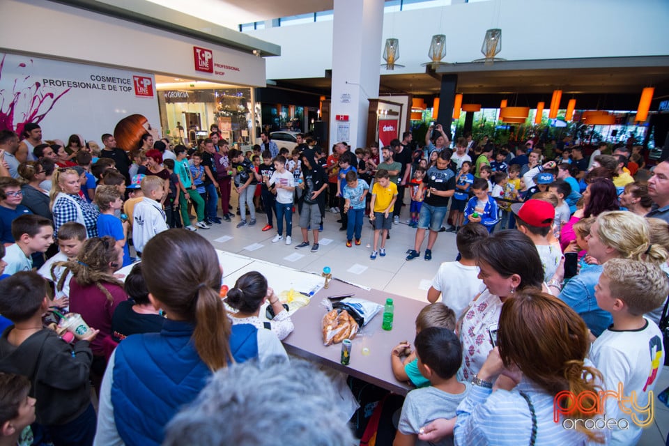 Concurs Kendama, Lotus Center