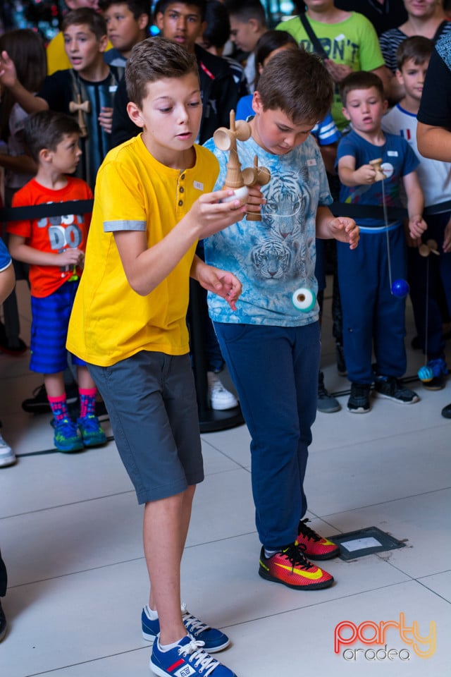 Concurs Kendama, Lotus Center