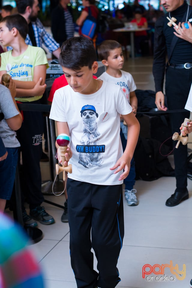 Concurs Kendama, Lotus Center