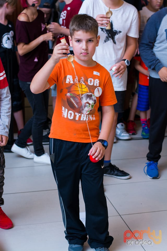 Concurs Kendama, Lotus Center