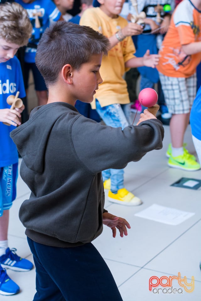 Concurs Kendama, Lotus Center