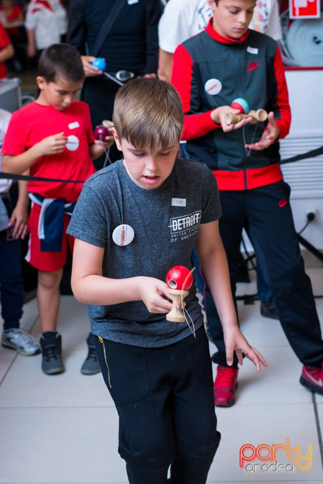 Concurs Kendama, Lotus Center