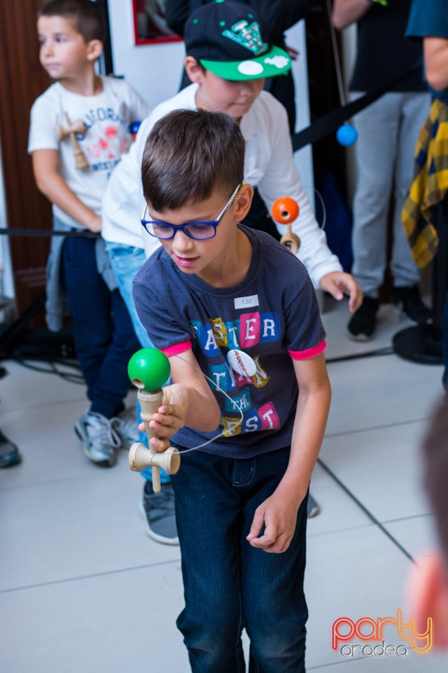 Concurs Kendama, Lotus Center