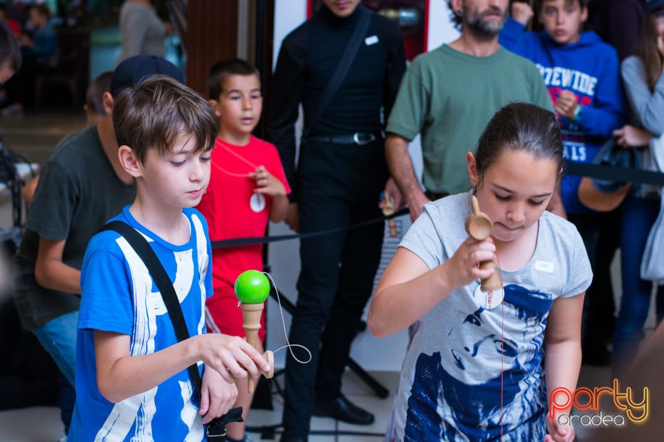 Concurs Kendama, Lotus Center