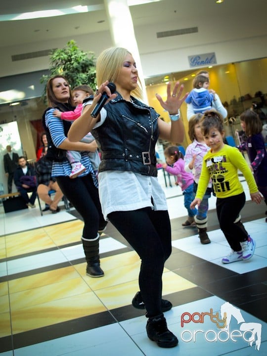 Copiii au serbat Sfântul Ion la ERA Park, Era Shopping Park