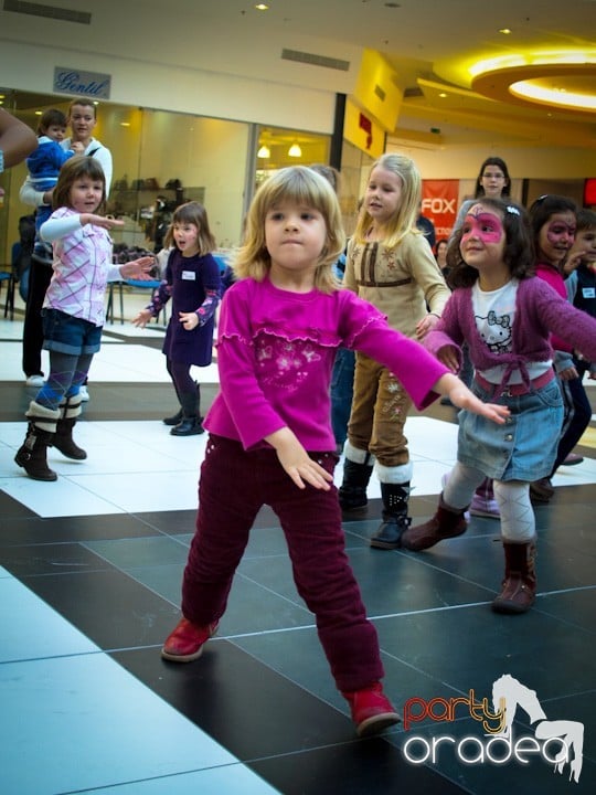 Copiii au serbat Sfântul Ion la ERA Park, Era Shopping Park