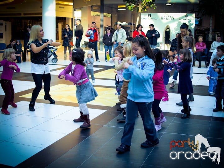 Copiii au serbat Sfântul Ion la ERA Park, Era Shopping Park