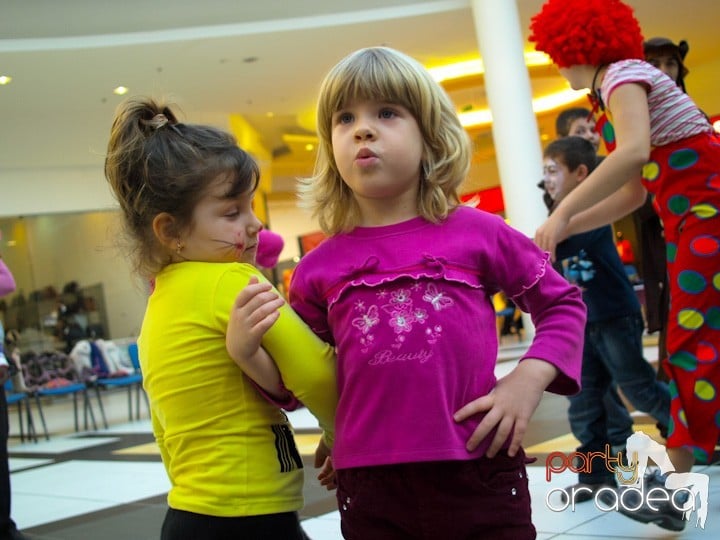 Copiii au serbat Sfântul Ion la ERA Park, Era Shopping Park