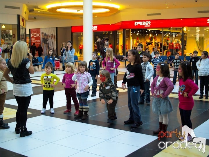 Copiii au serbat Sfântul Ion la ERA Park, Era Shopping Park