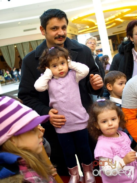 Copiii au serbat Sfântul Ion la ERA Park, Era Shopping Park