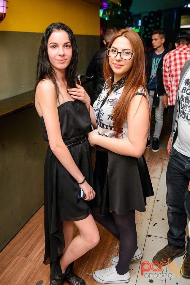 Couple Swing Party, 