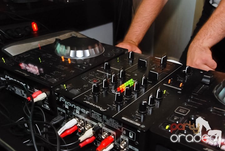 Coxxo şi Pityu la Kadó Cafe, 