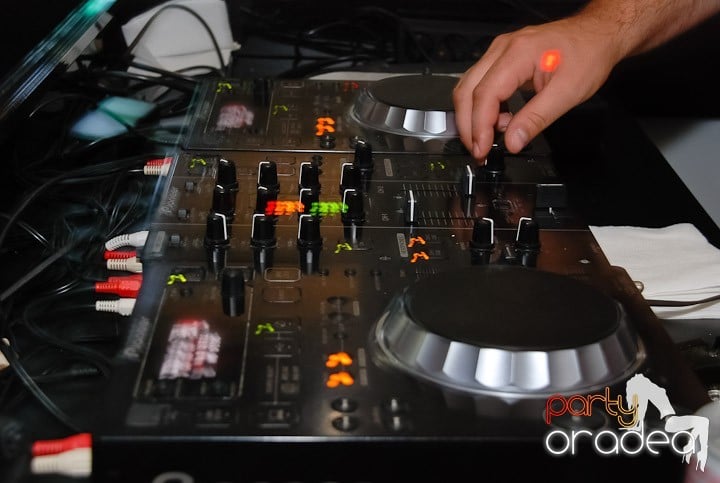 Coxxo şi Pityu la Kadó Cafe, 