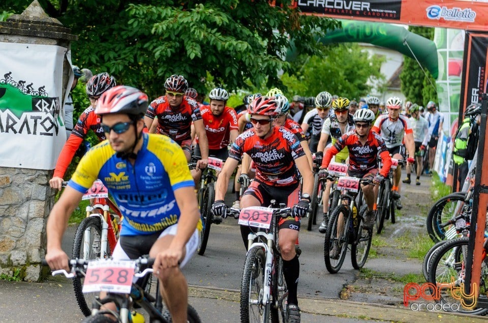 Crater Maraton, Băile 1 Mai