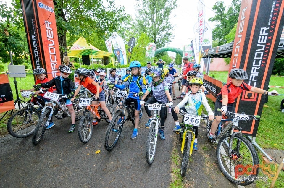 Crater Maraton, Băile 1 Mai