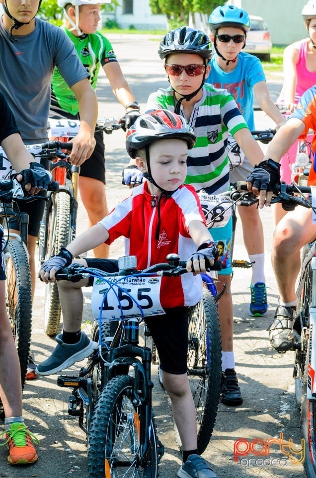 Crater Maraton, Băile 1 Mai