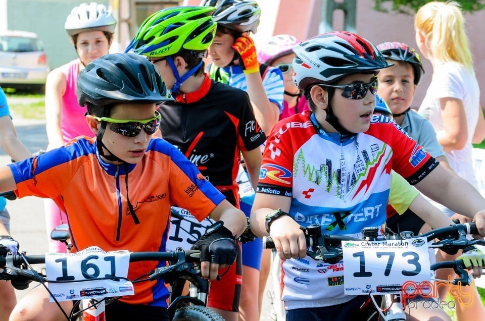 Crater Maraton, Băile 1 Mai