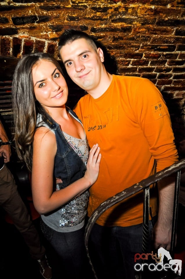 Crazy One Hour Free Holsten Party, 