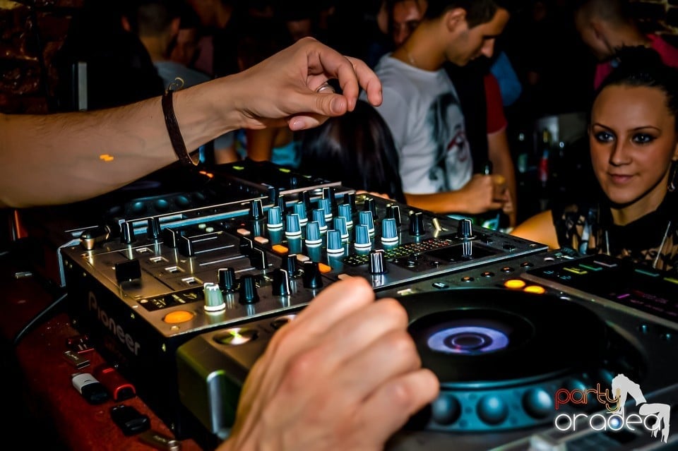 Crazy One Hour Reloaded, 