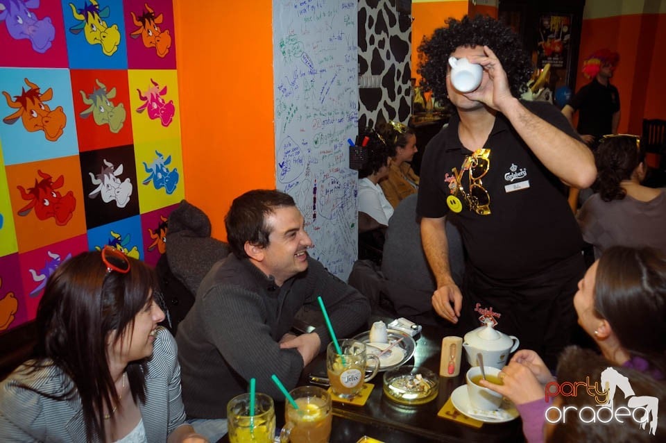 Crazy Party în Lactobar Retro Bistro,